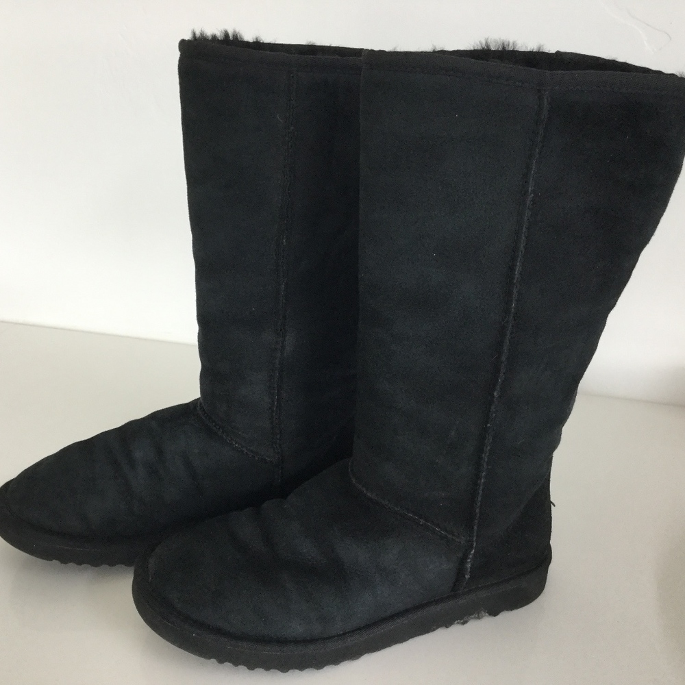 Womens Ugg Tall Boots Black Size 8